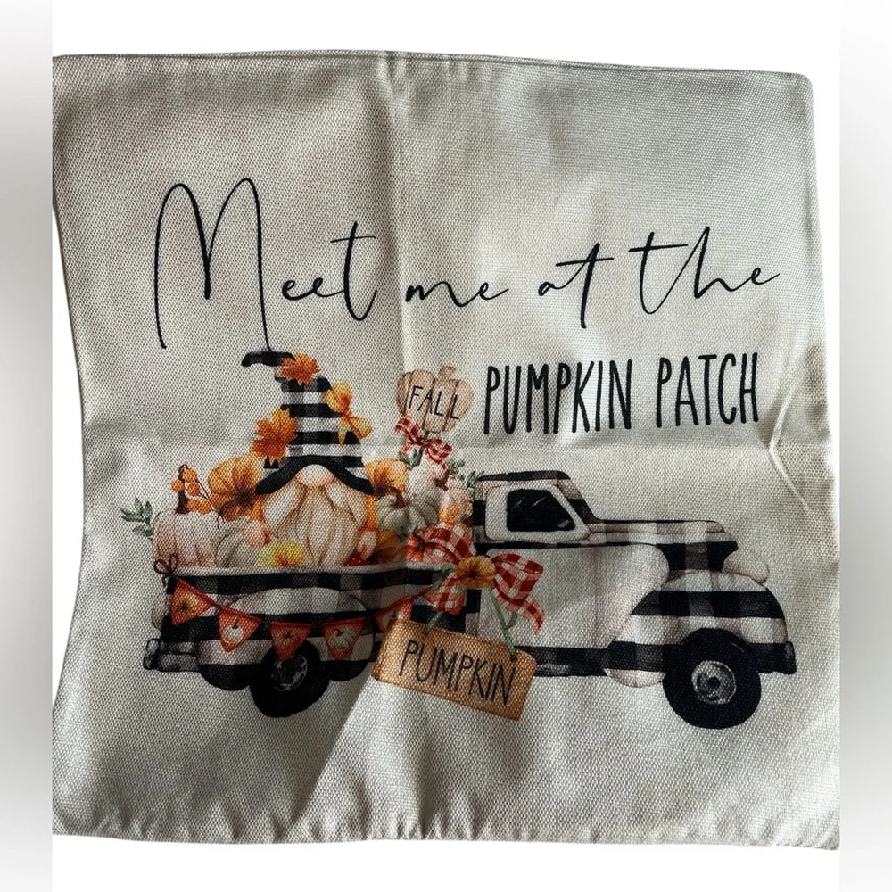 New 18”X18” polyester Holiday pillow covers with zipper closure